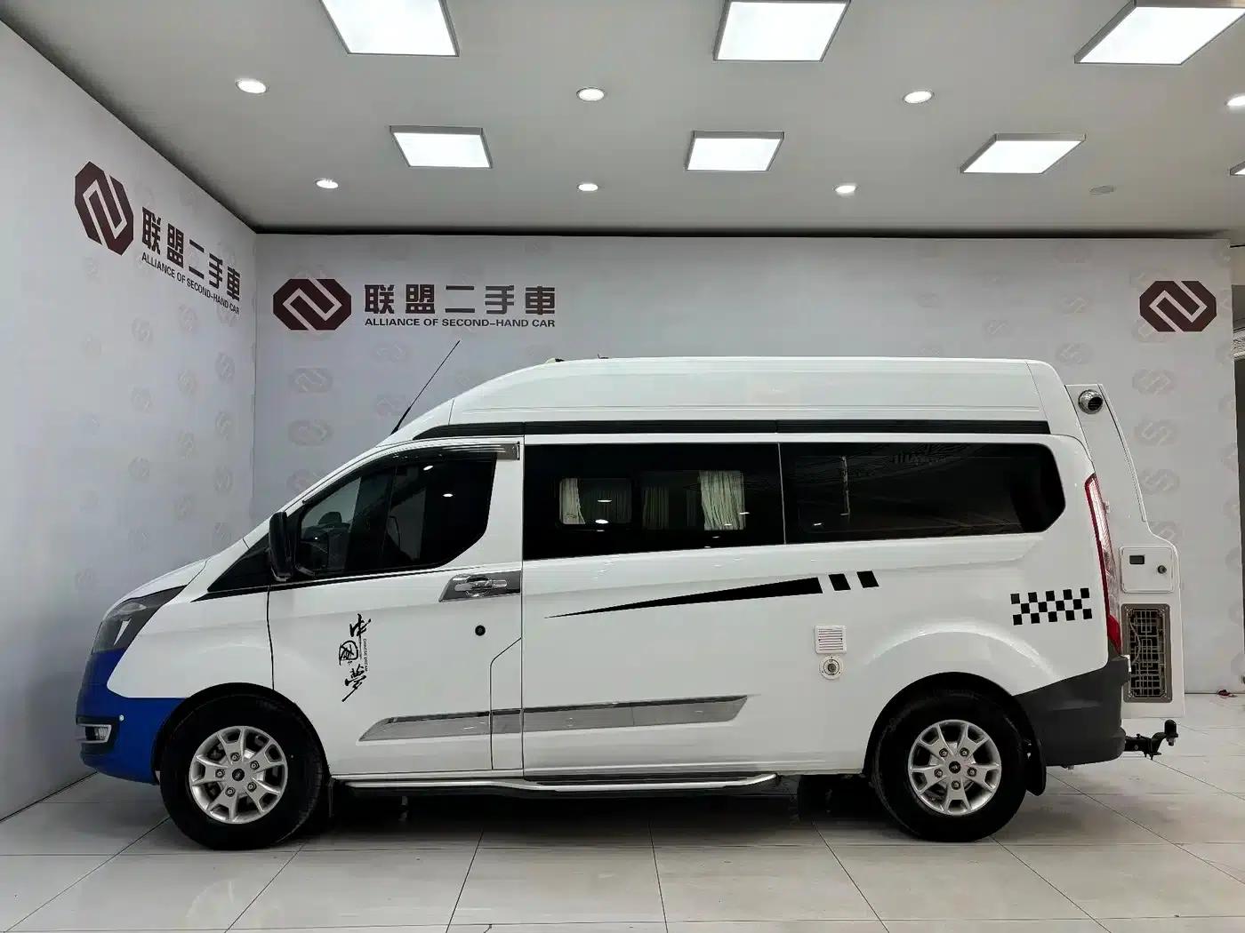 Ford Transit 2019 2.0T Gasoline Automatic Commercial Travel Model, Mid-Wheelbase, Mid-Roof, 7 Seats, China VI Emission Standard — миниатюра 6