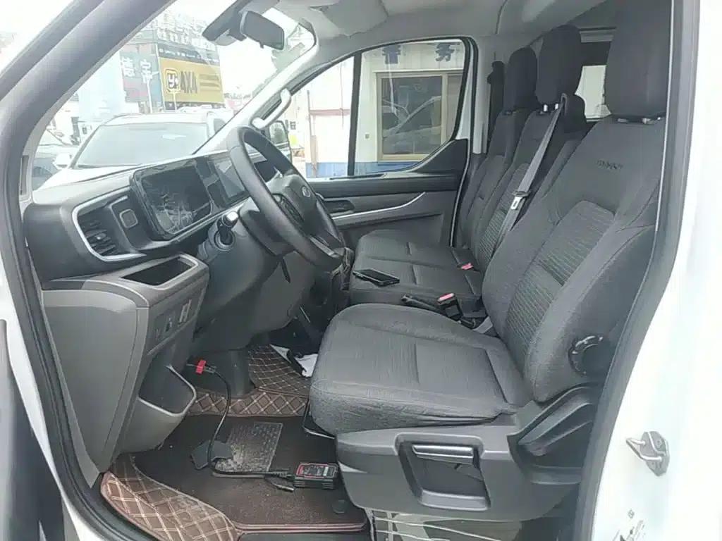 Ford Transit 2023 2.0T Diesel Manual Multi-functional Commercial Vehicle, Short Wheelbase, Low Roof, 5/6 Seats — миниатюра 15