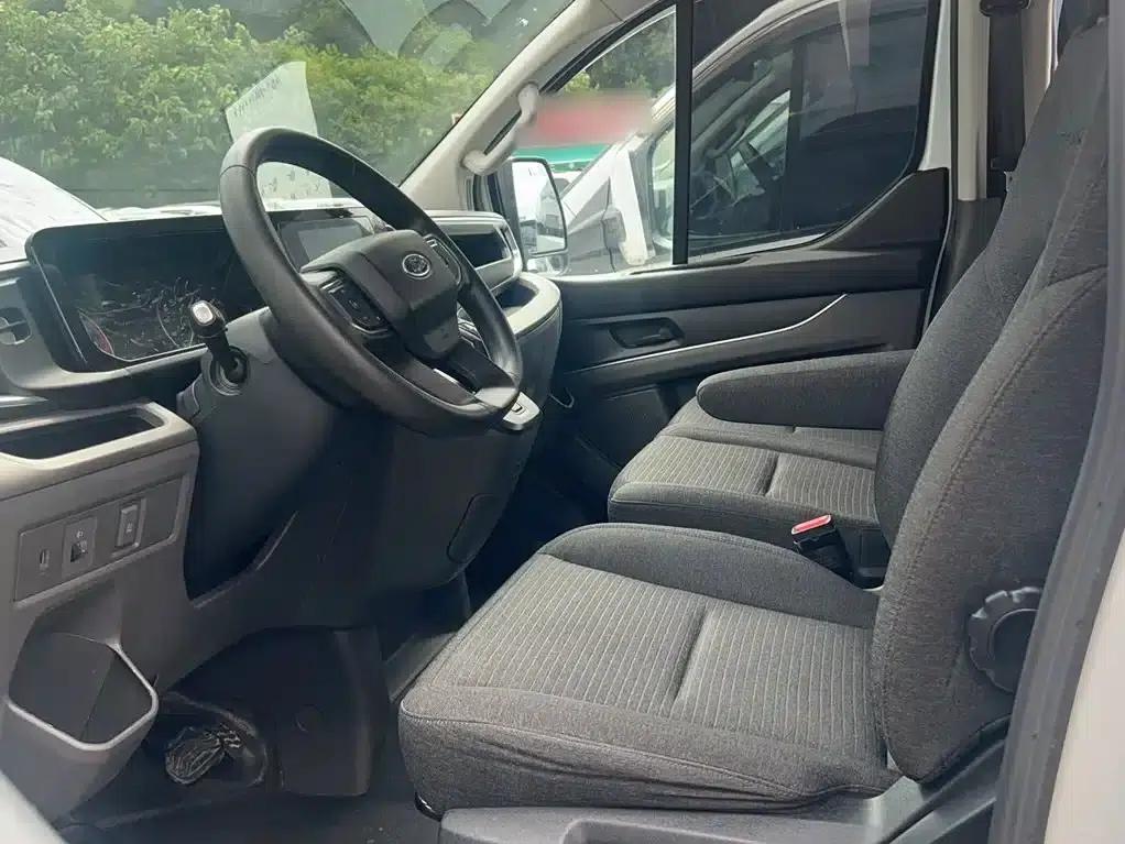 Ford Transit 2023 2.0T Diesel Automatic Multi-functional Commercial Vehicle, Central Wheelbase, Central Roof, 5/6 Seats — миниатюра 9