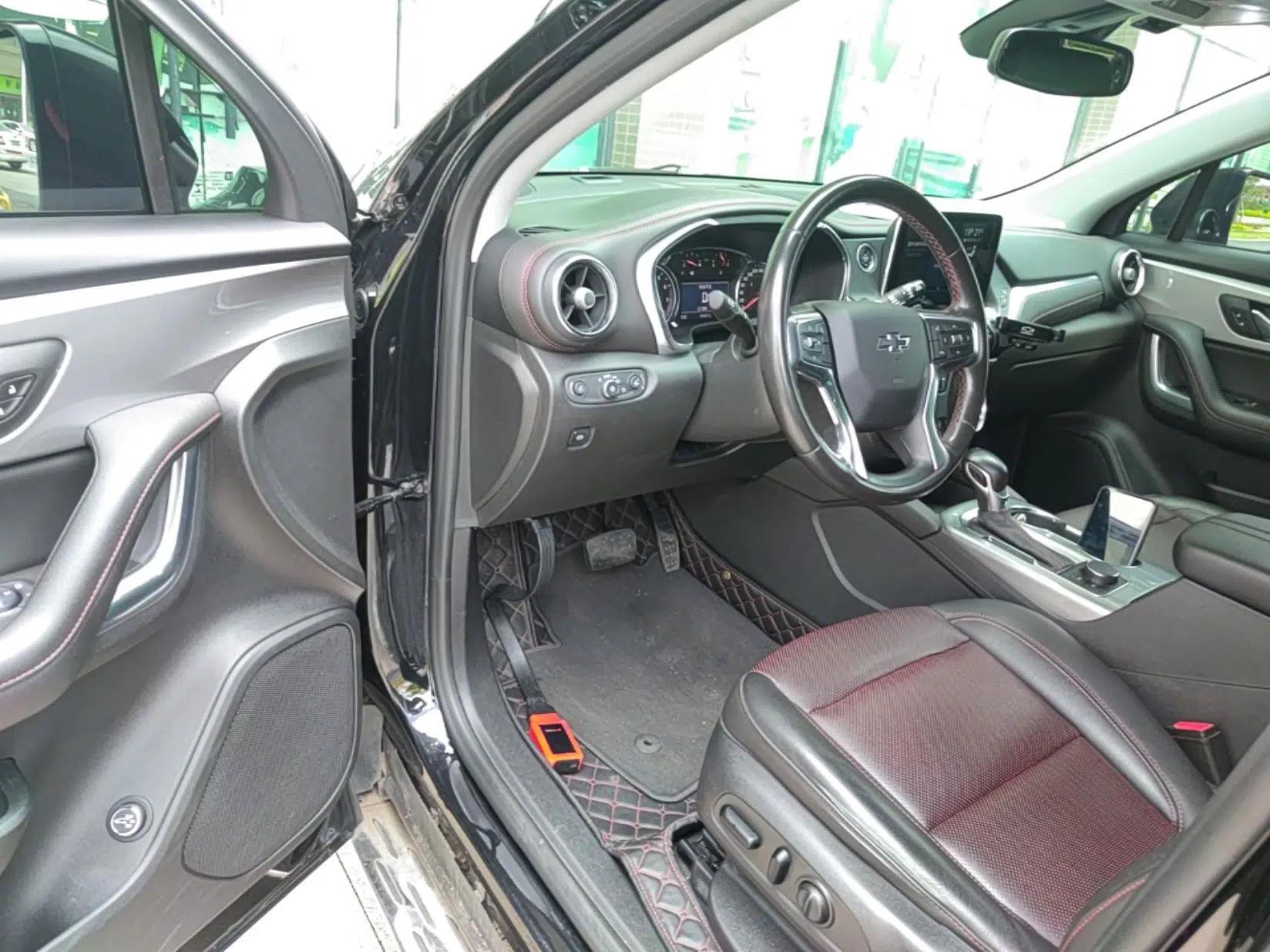 Chevrolet Blazer 2020 Redline 650T 7-Seater Ting Edition — миниатюра 18