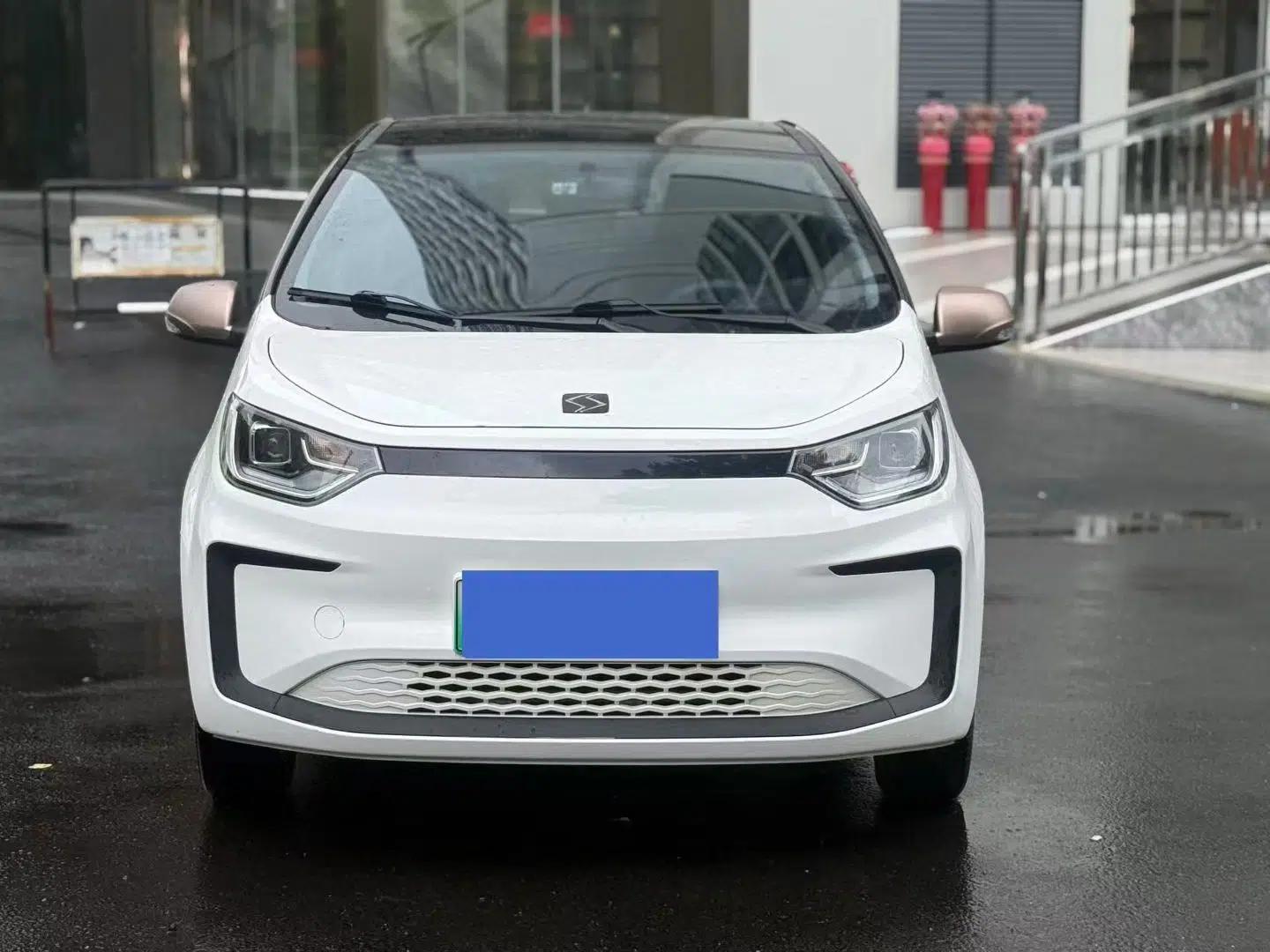 SOL E10X 2021 302 km Range Luxury Version 30.2 kWh — миниатюра 2