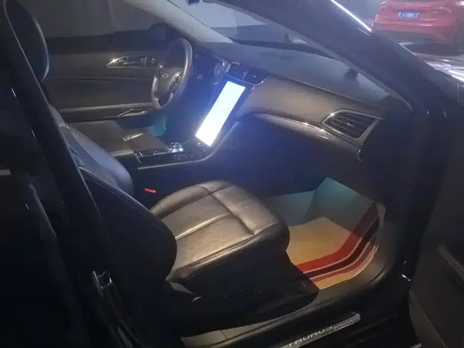 2019 Taurus EcoBoost 245 Premium Edition — миниатюра 8