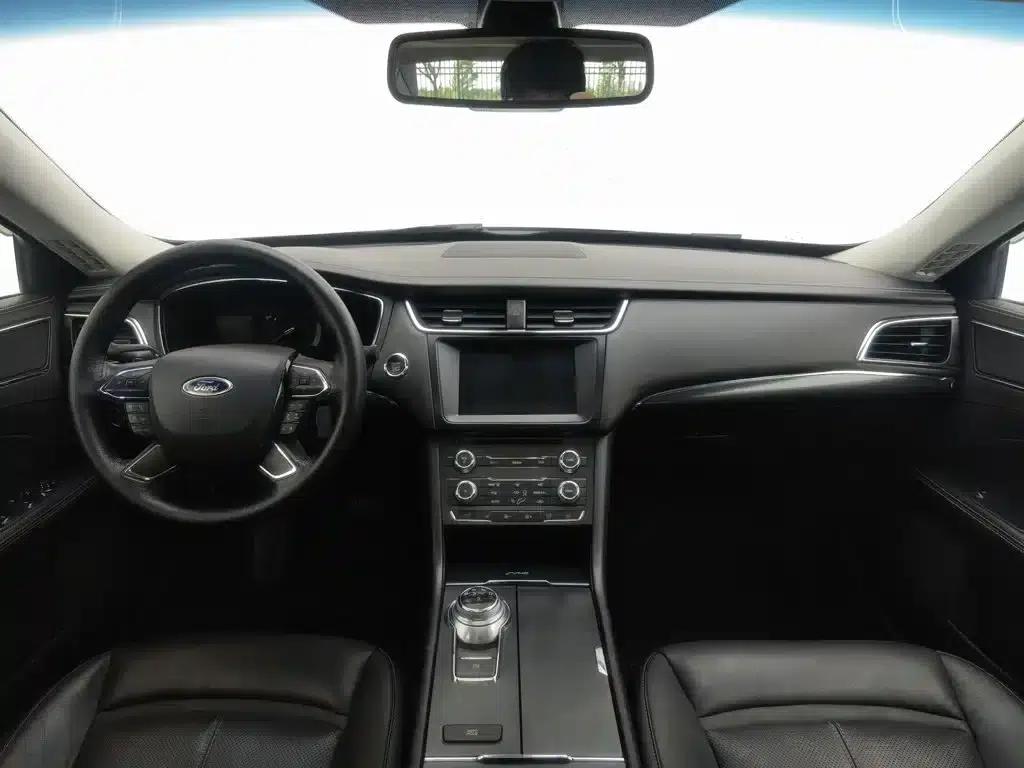 2015 Taurus EcoBoost 245 Fashion Edition — миниатюра 5