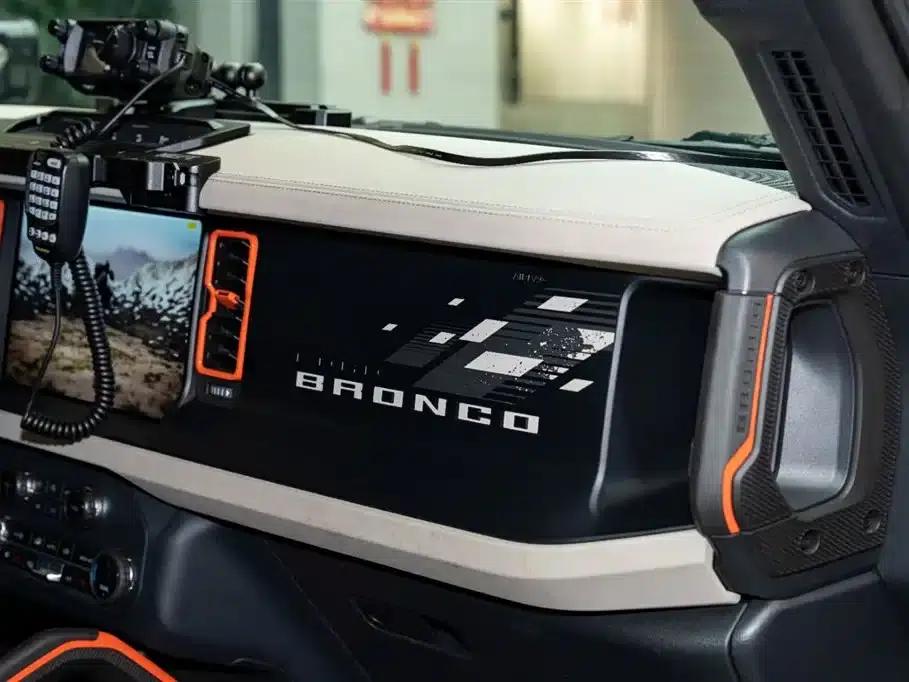 Ford Spectacular 2025 2.3T Sand Dune Limited Edition — миниатюра 22