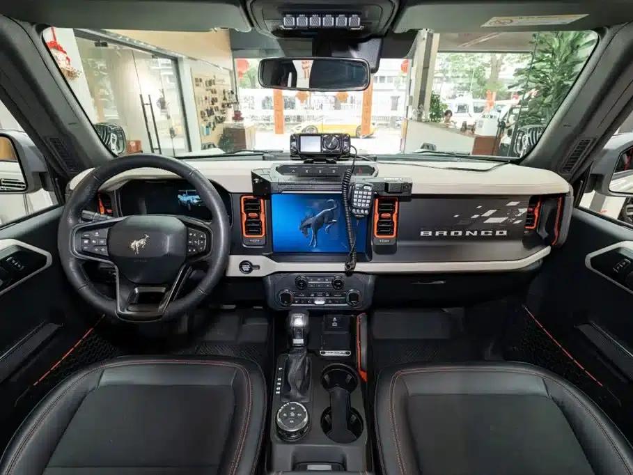 Ford Spectacular 2025 2.3T Sand Dune Limited Edition — миниатюра 10