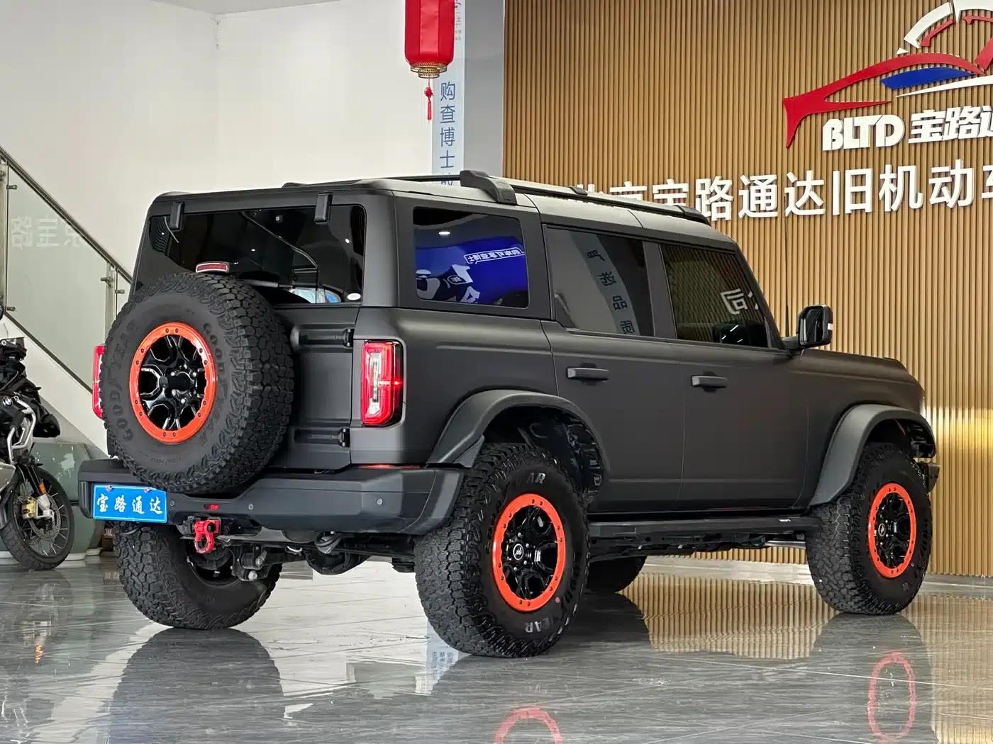 Ford Spectacular 2025 2.3T Sand Dune Limited Edition — миниатюра 6