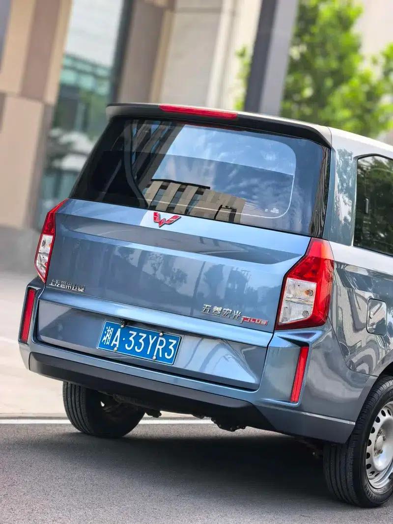 Wuling Hongguang PLUS 2019 1.5T Manual Standard 5-Seater — миниатюра 14