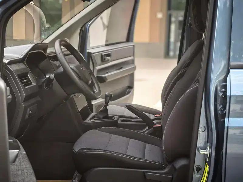 Wuling Hongguang PLUS 2019 1.5T Manual Standard 5-Seater — миниатюра 20