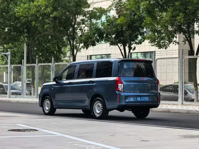 Wuling Hongguang PLUS 2019 1.5T Manual Standard 5-Seater — миниатюра 4