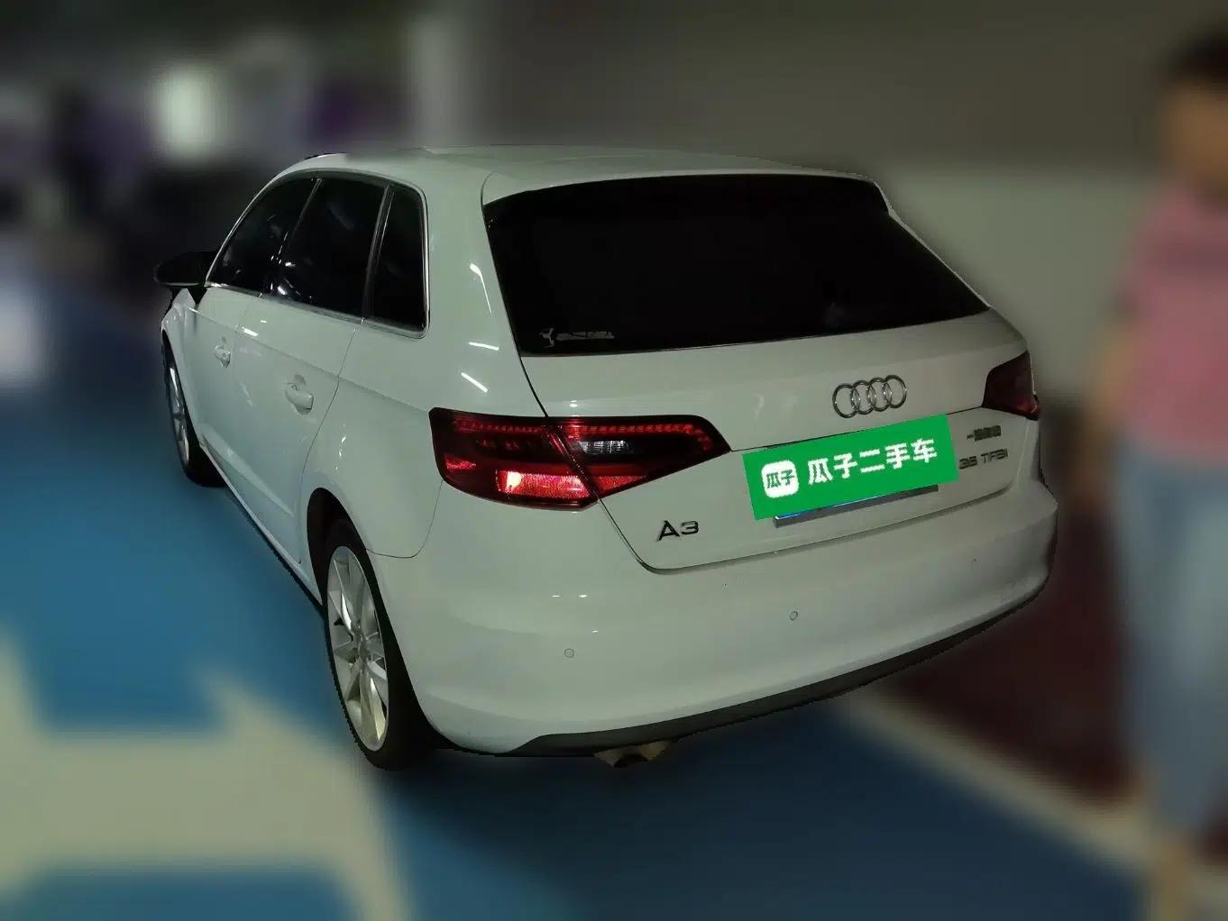 Audi A3 2014 Sportback 35 TFSI Automatic Comfort Model — миниатюра 3