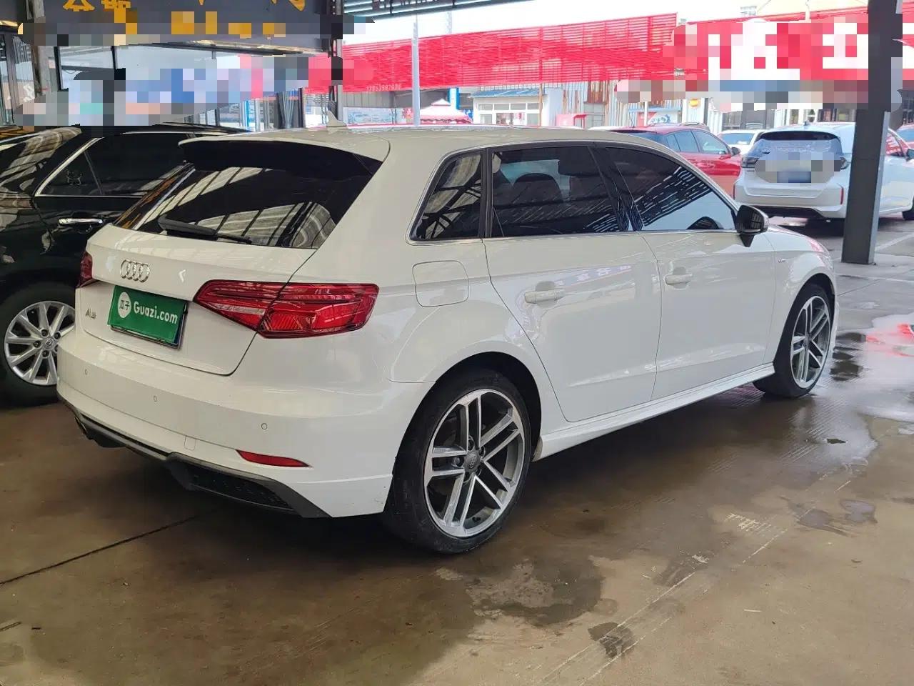 Audi A3 2018 30th Anniversary Edition Sportback 35 TFSI Fashion Model — миниатюра 6