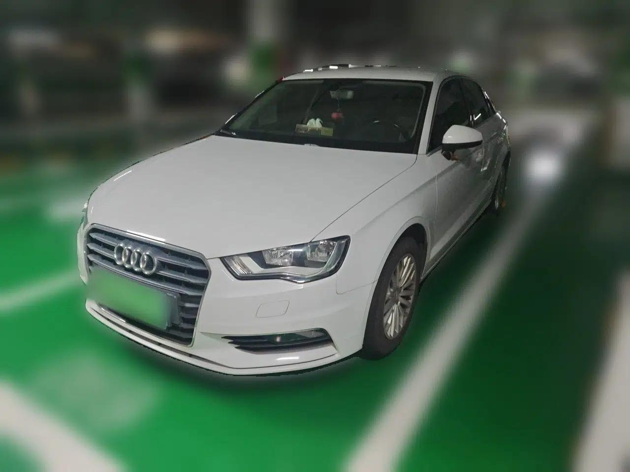 Audi A3 2016 Limousine 35 TFSI Ambition Edition — миниатюра 1