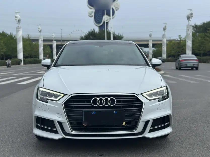 Audi A3 2019 Sportback 35 TFSI Fashion Edition China V — миниатюра 15
