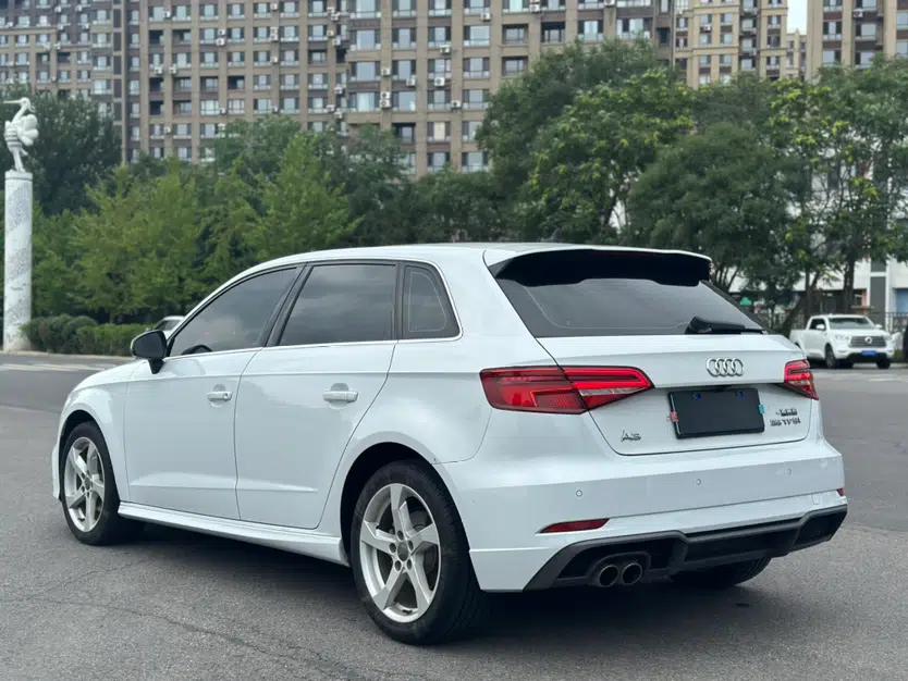 Audi A3 2019 Sportback 35 TFSI Fashion Edition China V — миниатюра 19
