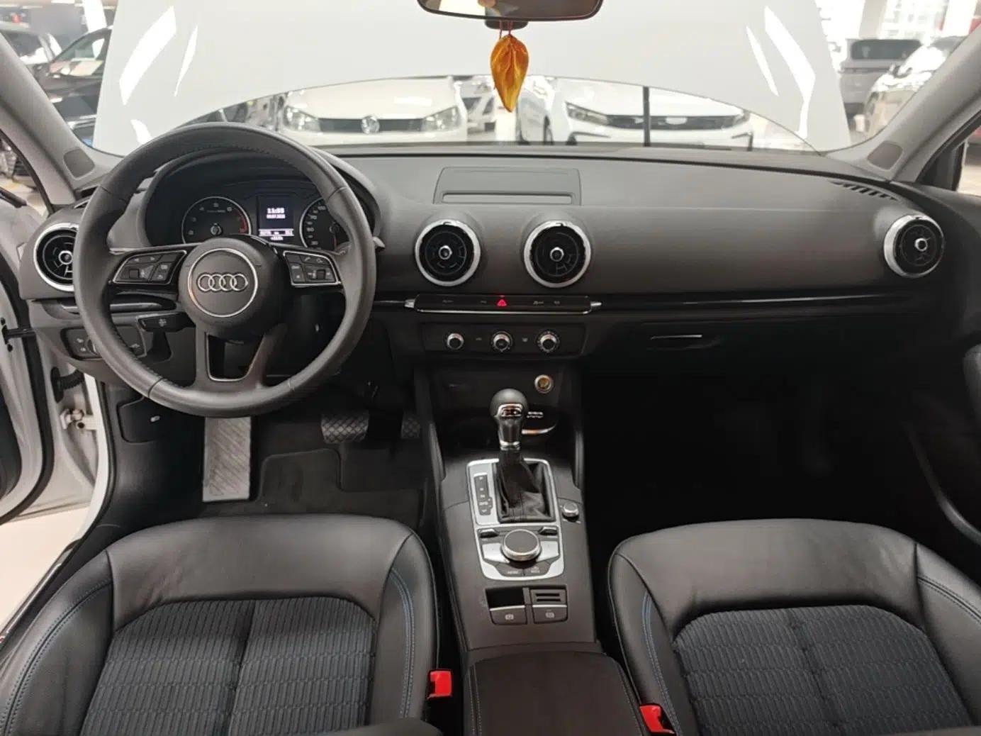 Audi A3 2020 Limousine 35 TFSI Fashion Edition China VI Emission Standard — миниатюра 12