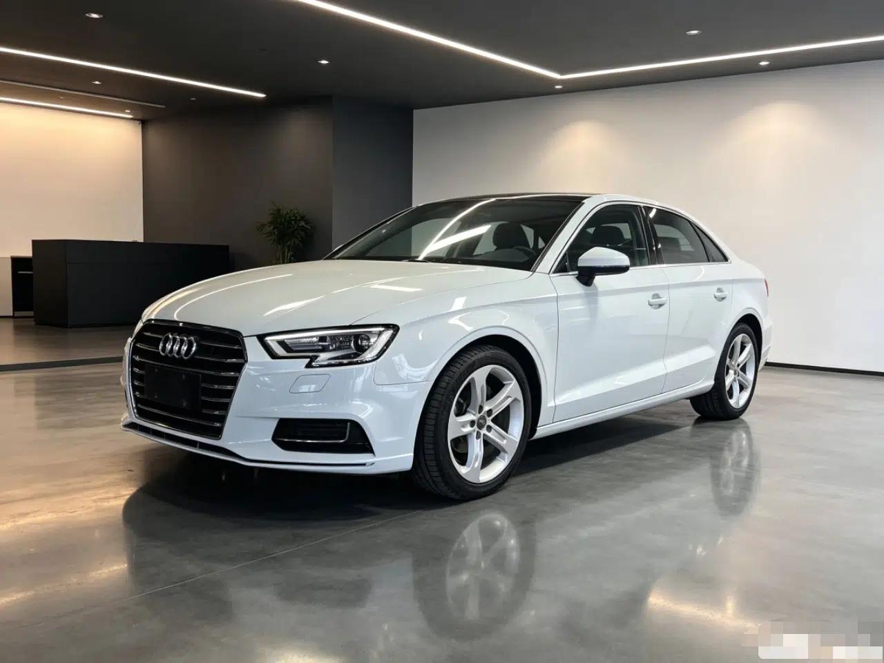 Audi A3 2020 Restyled Limousine 35 TFSI Ambition Version China VI — миниатюра 1