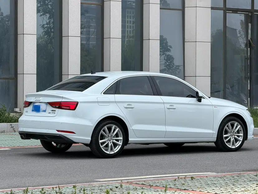 Audi A3 2019 Limousine 35 TFSI Ambition China V — миниатюра 5