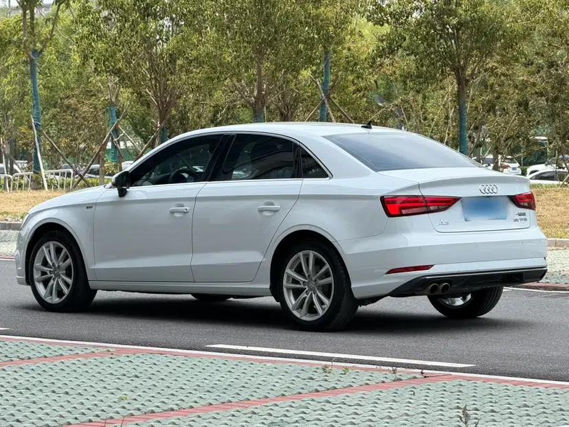 Audi A3 2019 Limousine 35 TFSI Ambition China V — миниатюра 6