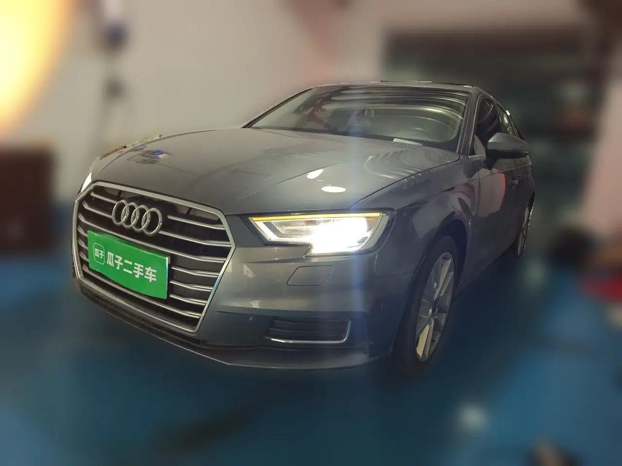 Audi A3 2019 Sportback 35 TFSI Ambition China VI — миниатюра 1