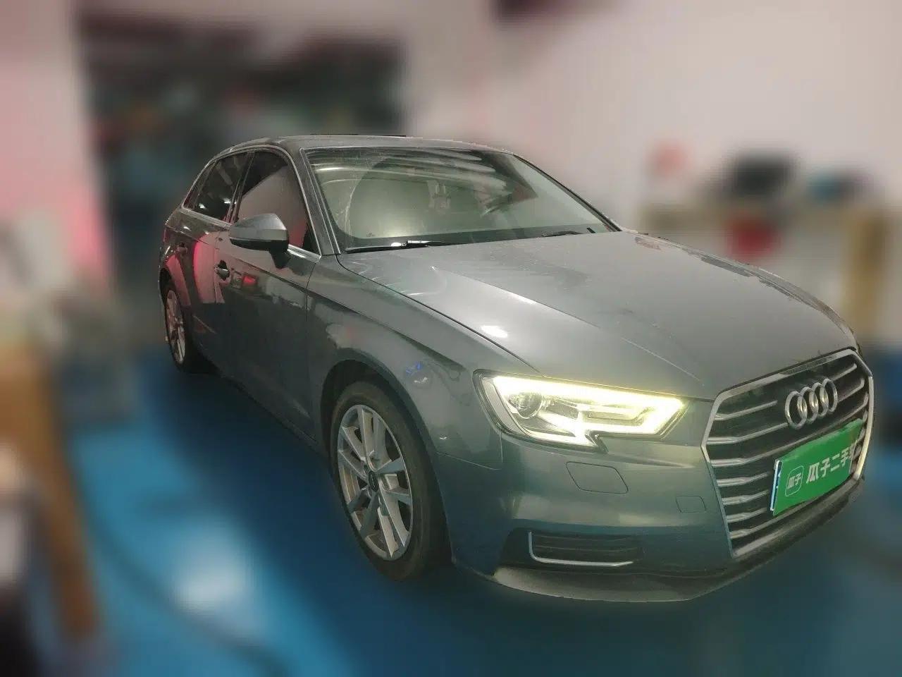 Audi A3 2019 Sportback 35 TFSI Ambition China VI — миниатюра 3