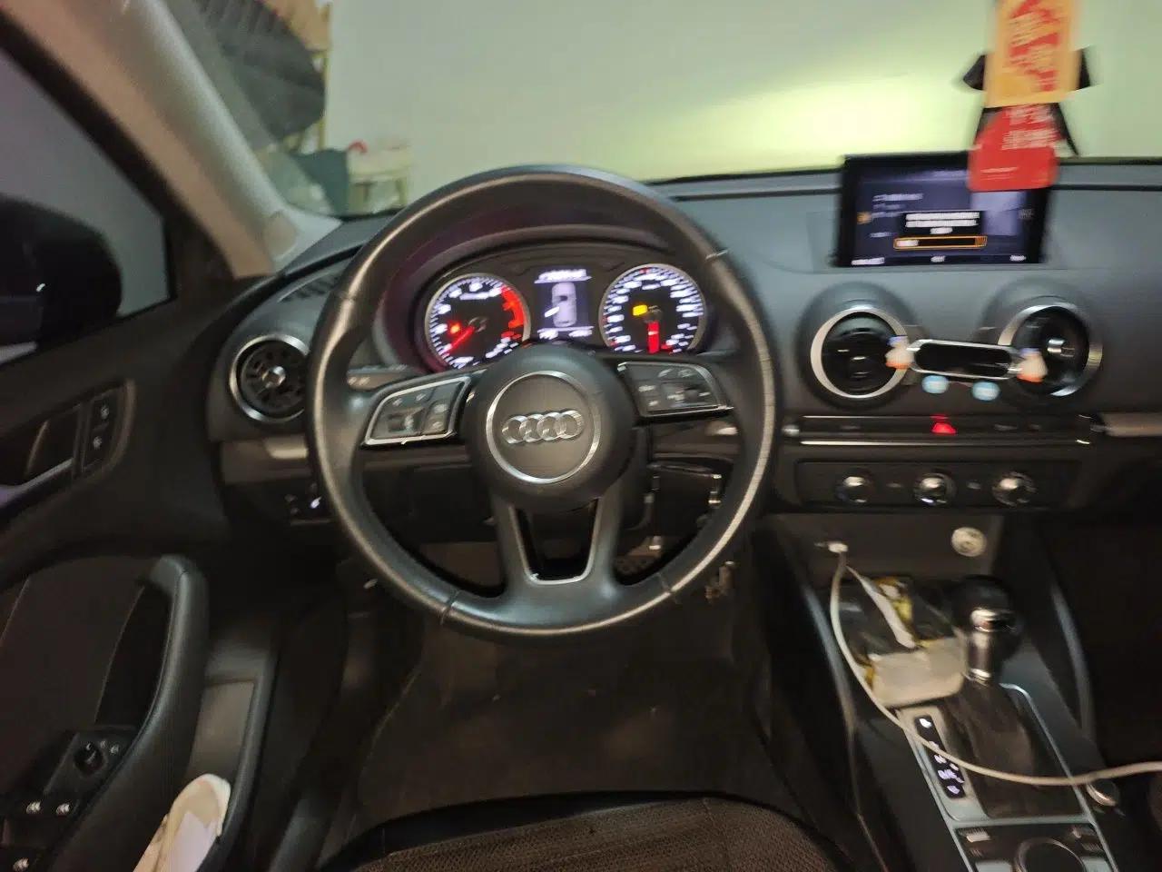 Audi A3 2019 Sportback 35 TFSI Ambition China VI — миниатюра 10