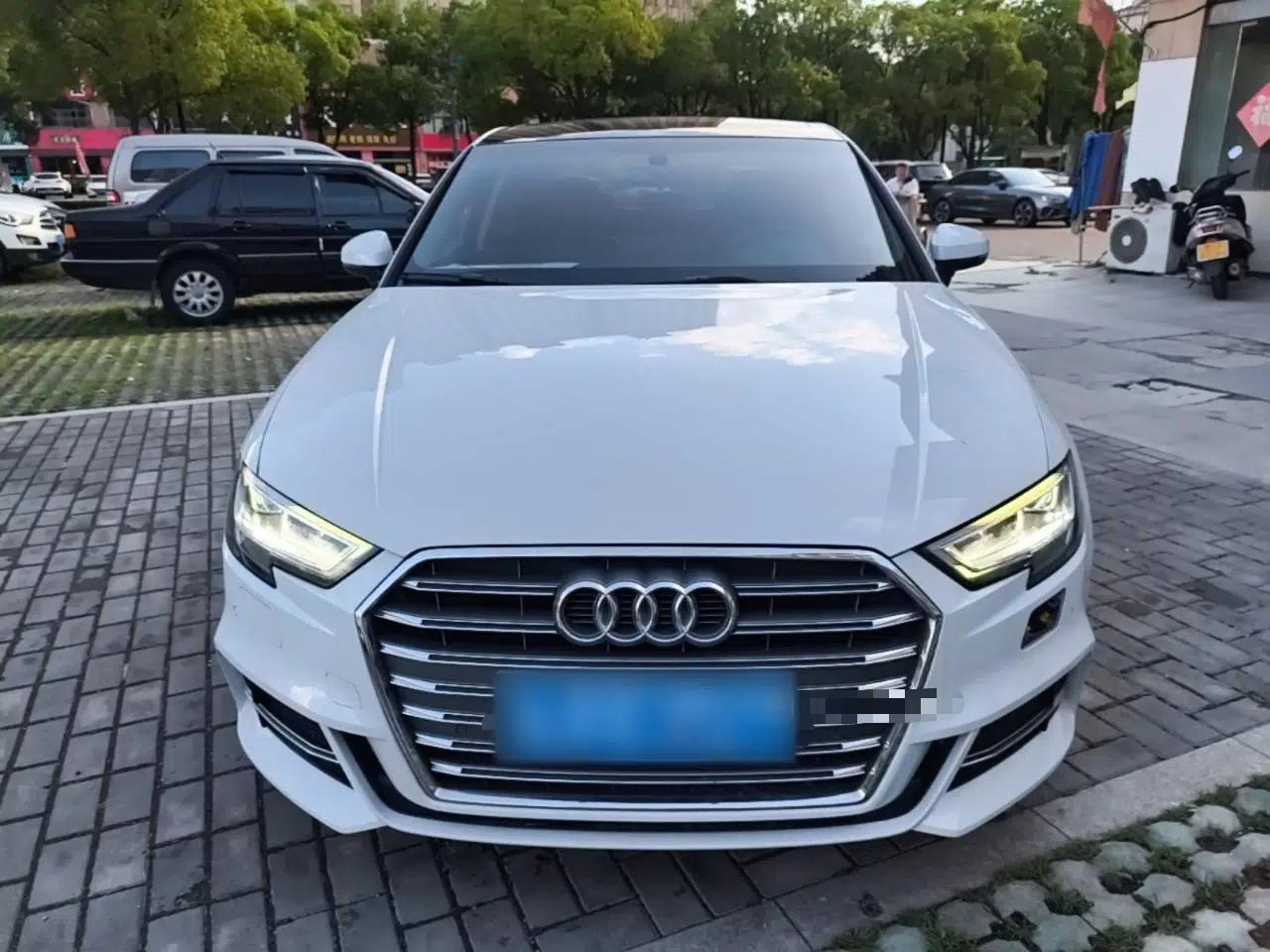 Audi A3 2020 Limousine 35 TFSI Fashion Edition China VI Emission Standard — миниатюра 2