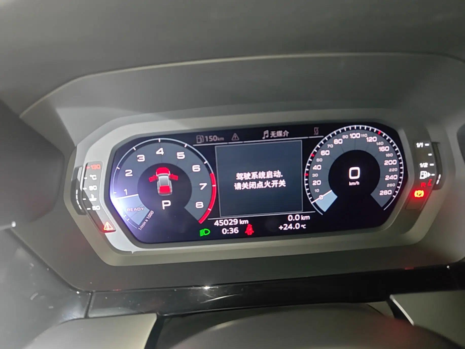 Audi A3 2021 Sportback 35 TFSI Ambition Style Edition — миниатюра 11