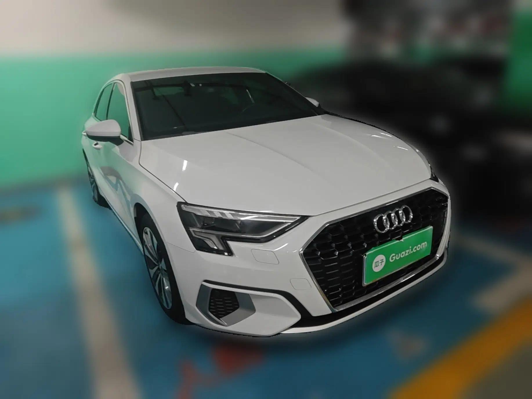 Audi A3 2021 Sportback 35 TFSI Ambition Style Edition — миниатюра 3
