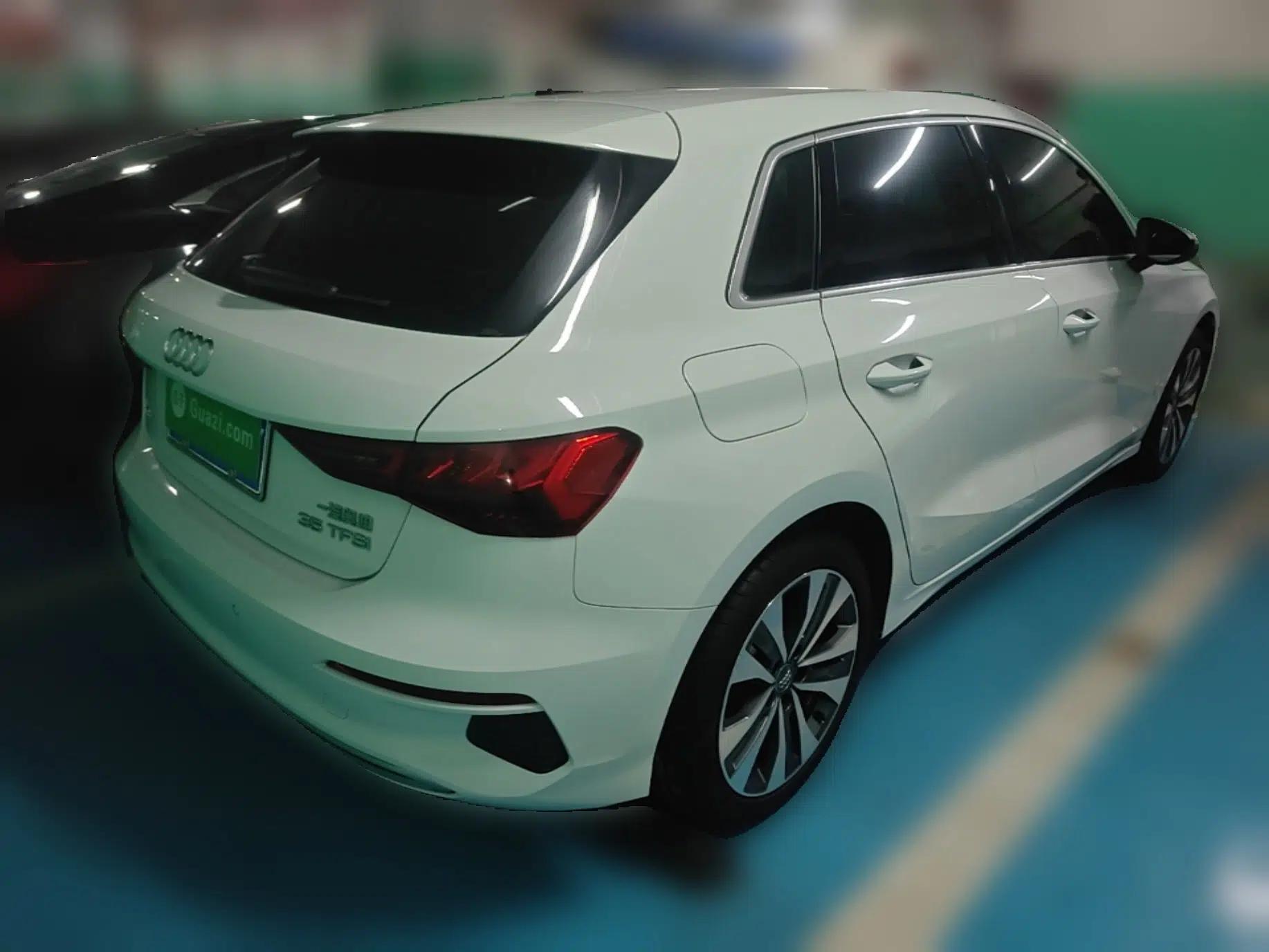 Audi A3 2021 Sportback 35 TFSI Ambition Style Edition — миниатюра 6