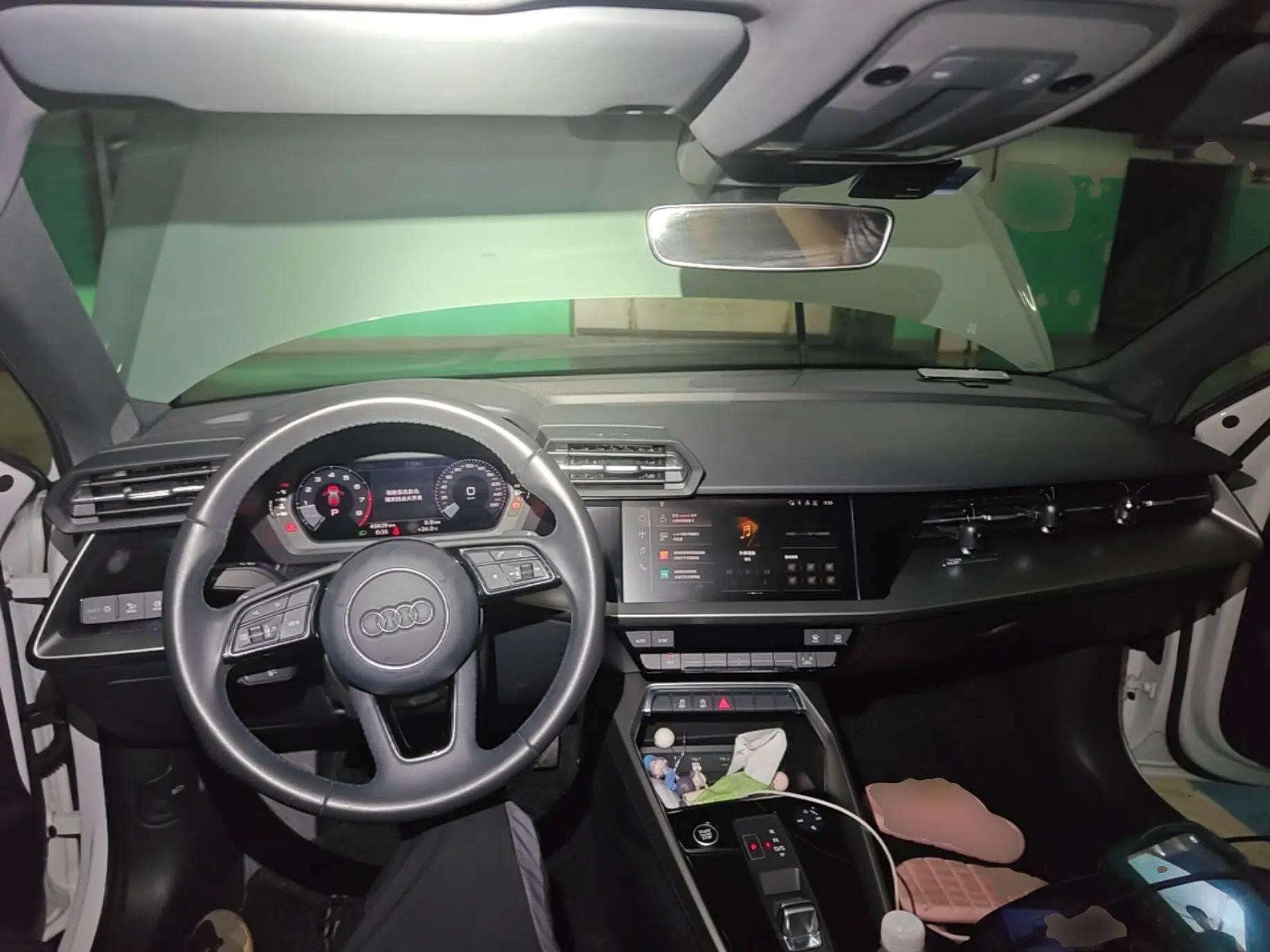 Audi A3 2021 Sportback 35 TFSI Ambition Style Edition — миниатюра 9