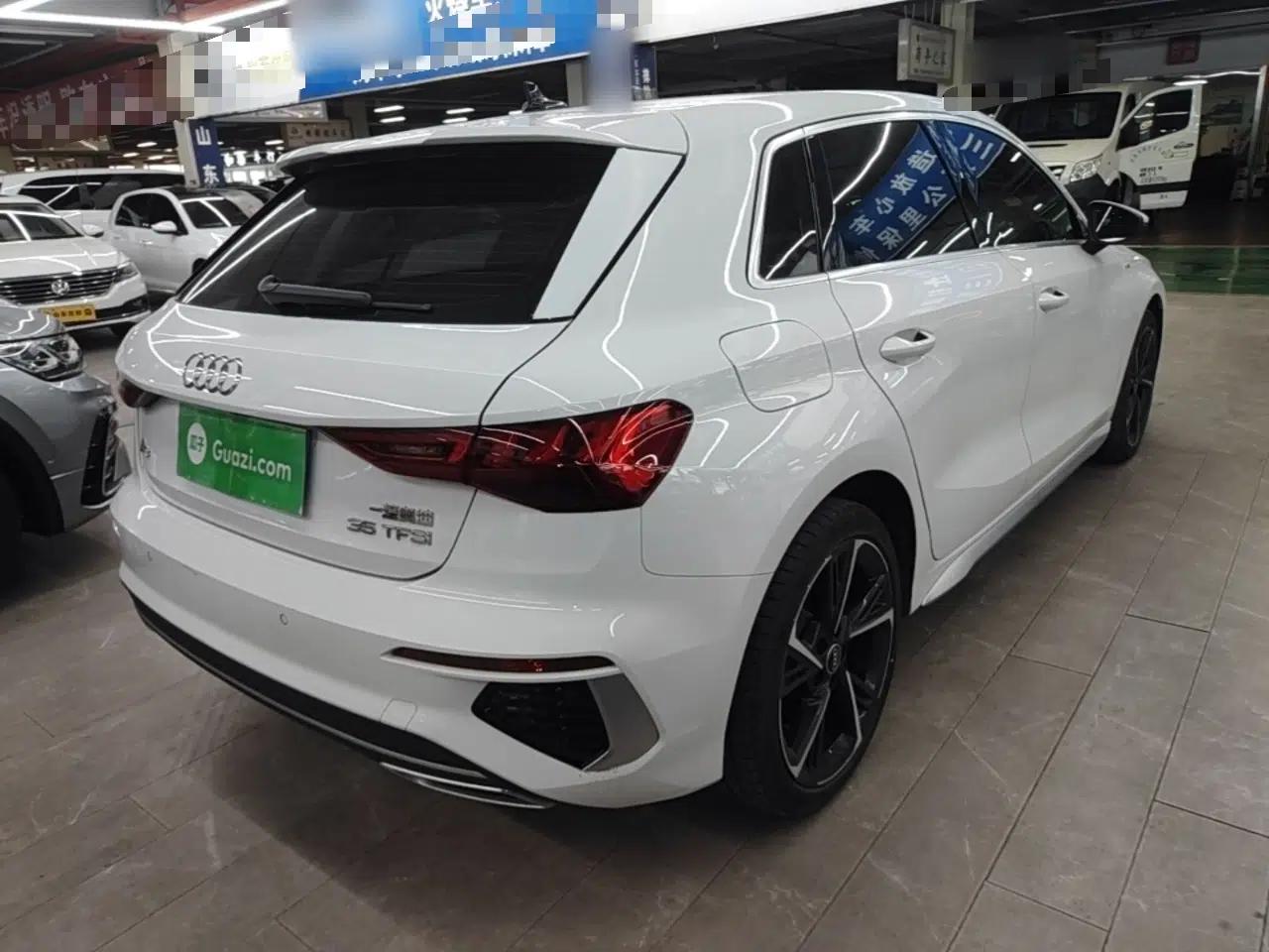 Audi A3 2024 Sportback 35 TFSI Fashionable Sports Model — миниатюра 6
