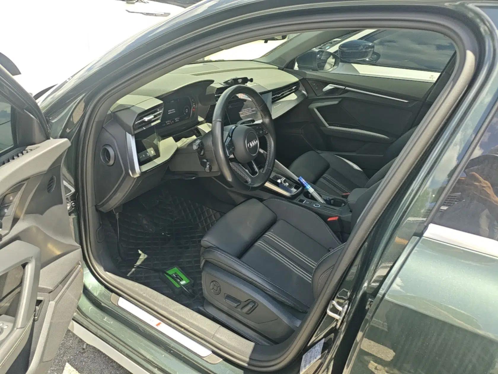 Audi A3 2024 Sportback 35 TFSI Fashionable Sports Model — миниатюра 17