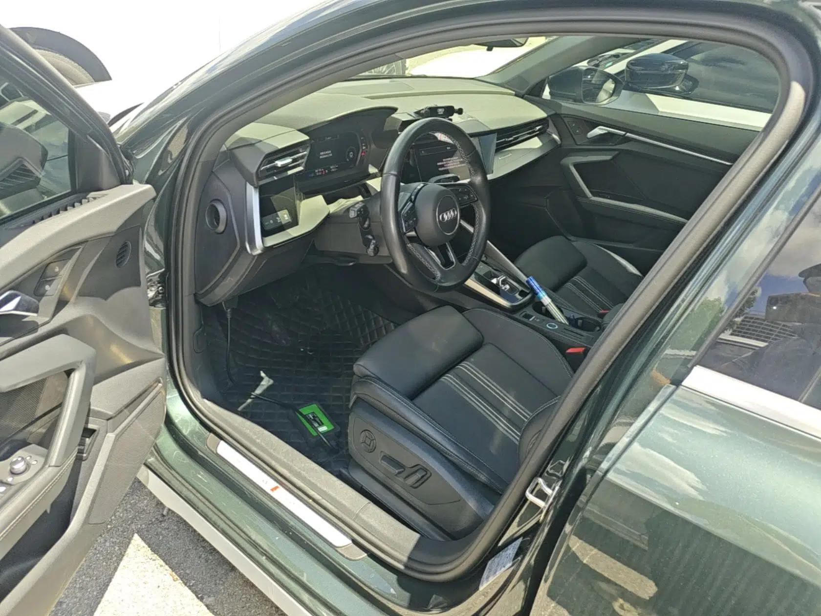 Audi A3 2024 Sportback 35 TFSI Fashionable Sports Model — миниатюра 18