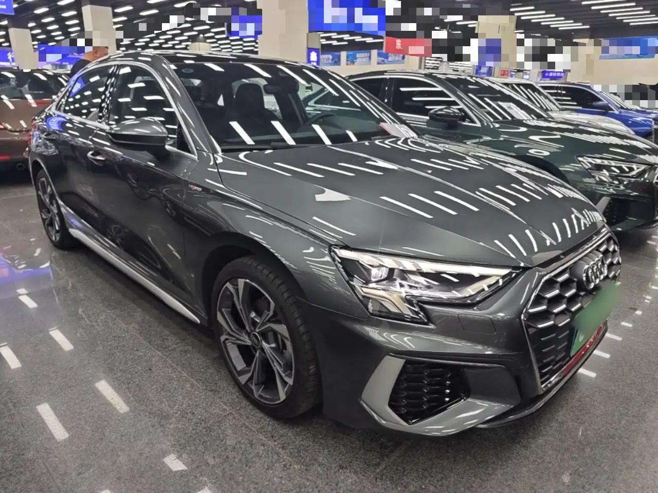Audi A3 2024 A3L Limousine 35 TFSI Luxury Sport Edition — миниатюра 3