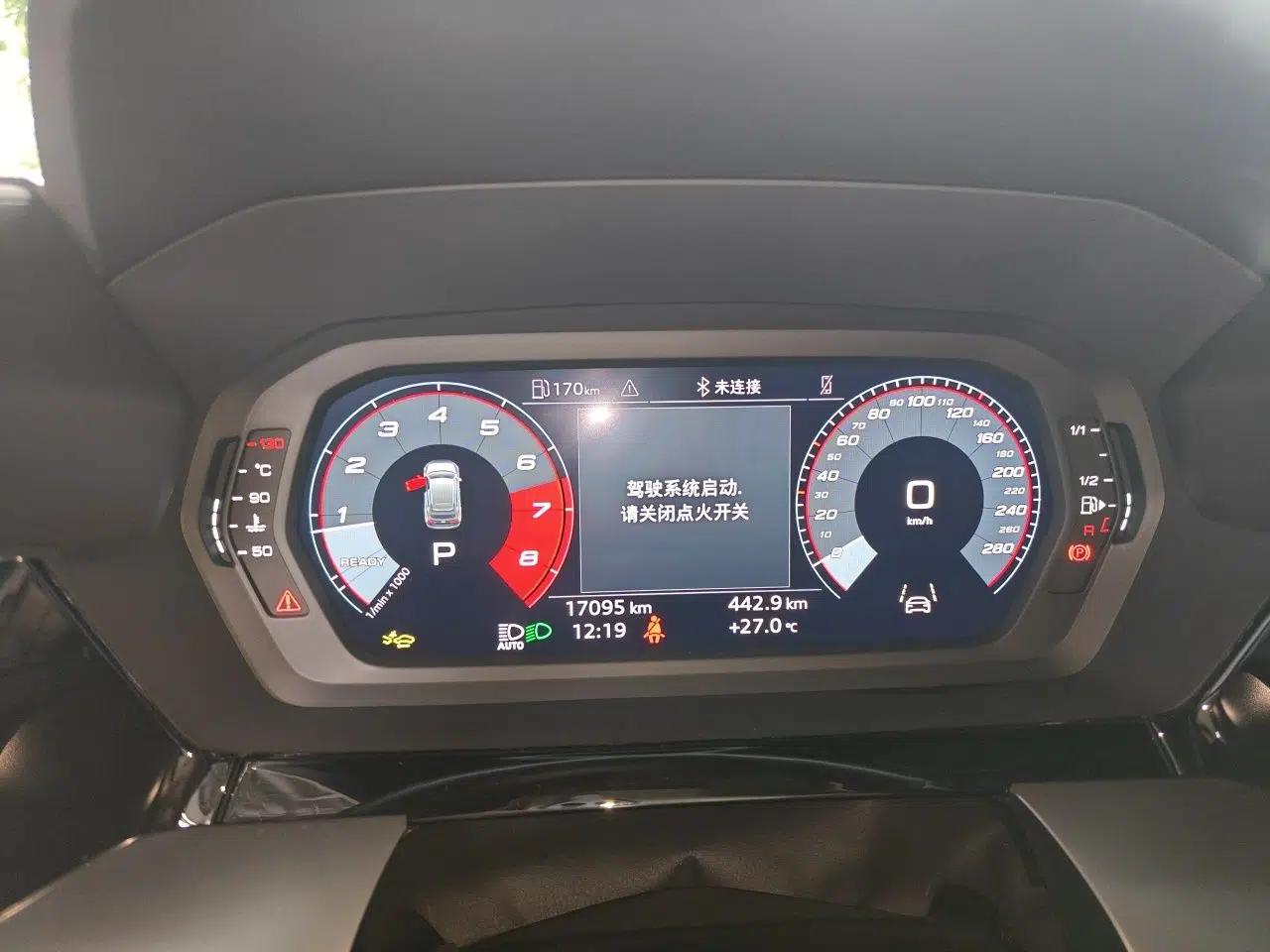 Audi A3 2025 Sportback 35TFSI Prestige Edition — миниатюра 11
