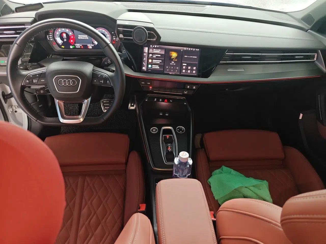 Audi A3 2025 Sportback 35TFSI Prestige Edition — миниатюра 9