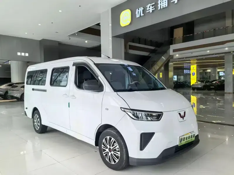 Wuling Yangguang 2025 400km/h Bus Comfort 6-seater — миниатюра 2