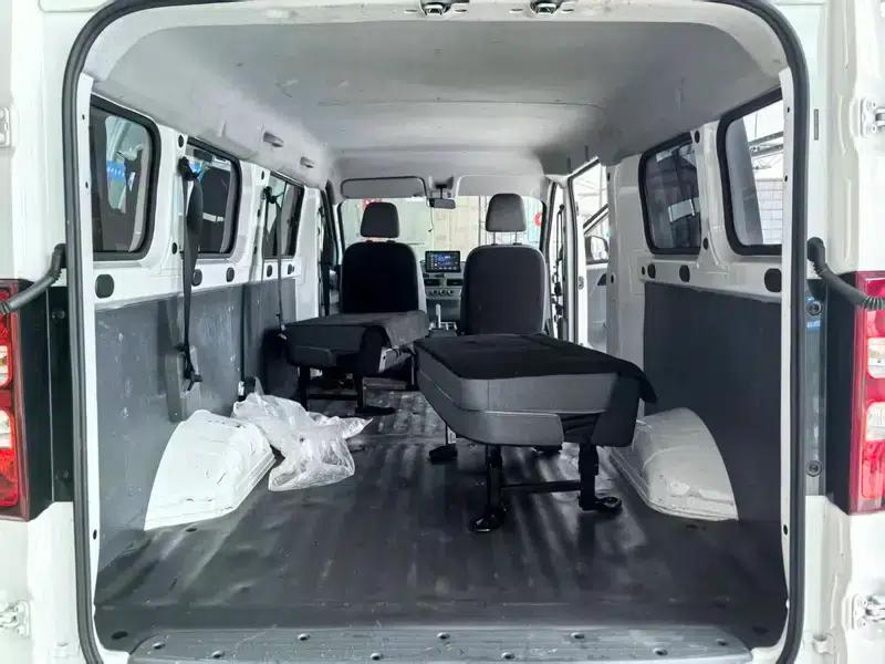 Wuling Yangguang 2025 400km/h Bus Comfort 6-seater — миниатюра 13