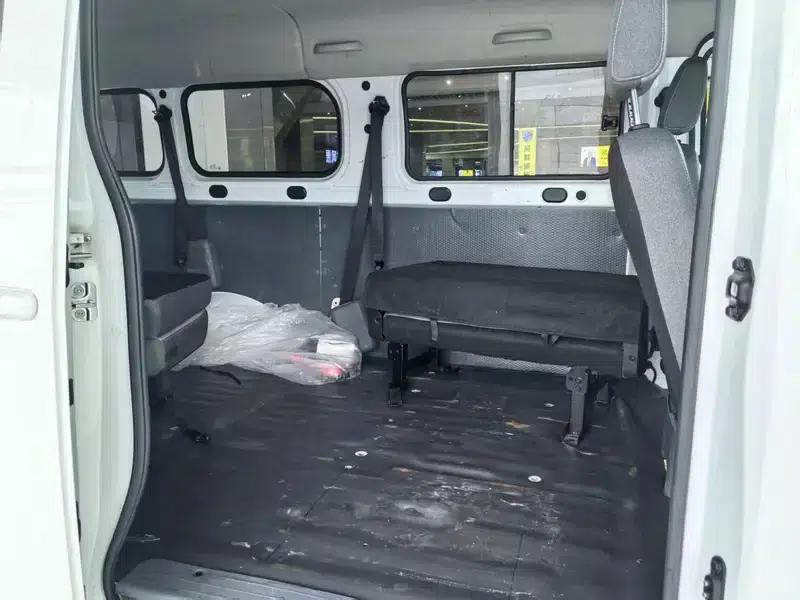 Wuling Yangguang 2025 400km/h Bus Comfort 6-seater — миниатюра 14