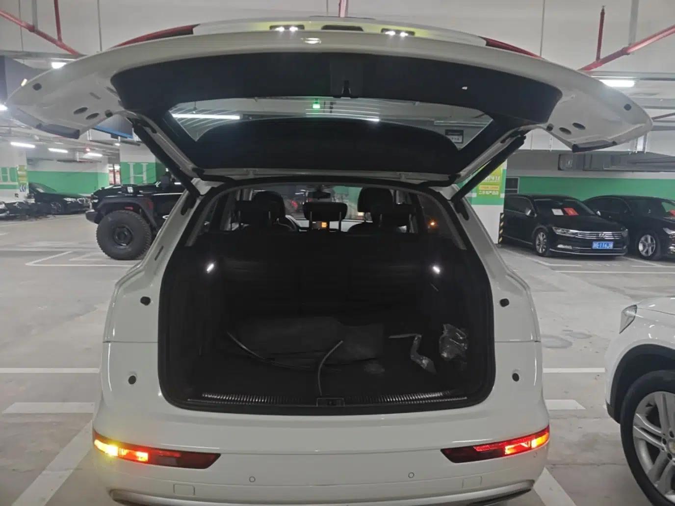 Audi Q5L 2020 40 TFSI Prestige Edition — миниатюра 27