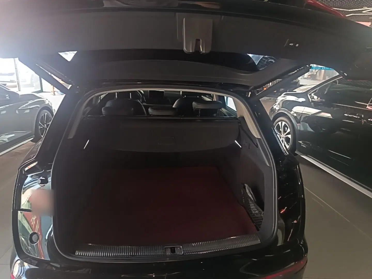 Audi Q5L 2020 Updated 40 TFSI Prestige Fashion Edition — миниатюра 22