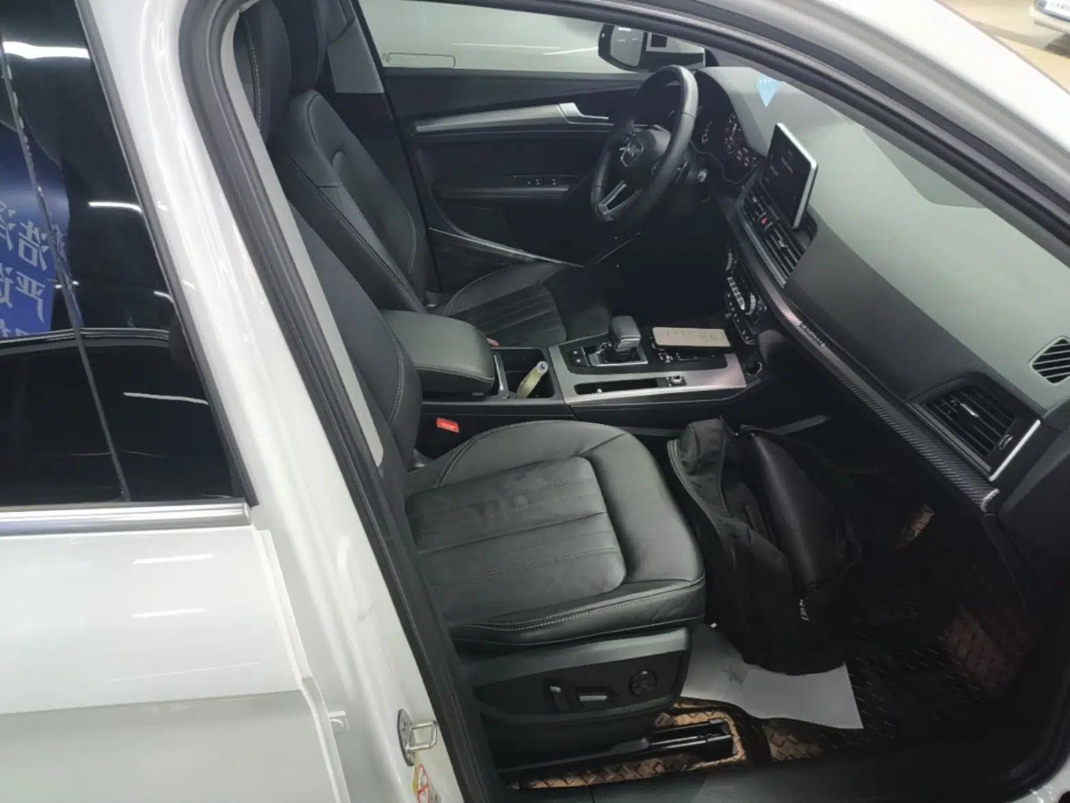 Audi Q5L 2020 45 TFSI Prestige Fashion Model — миниатюра 24