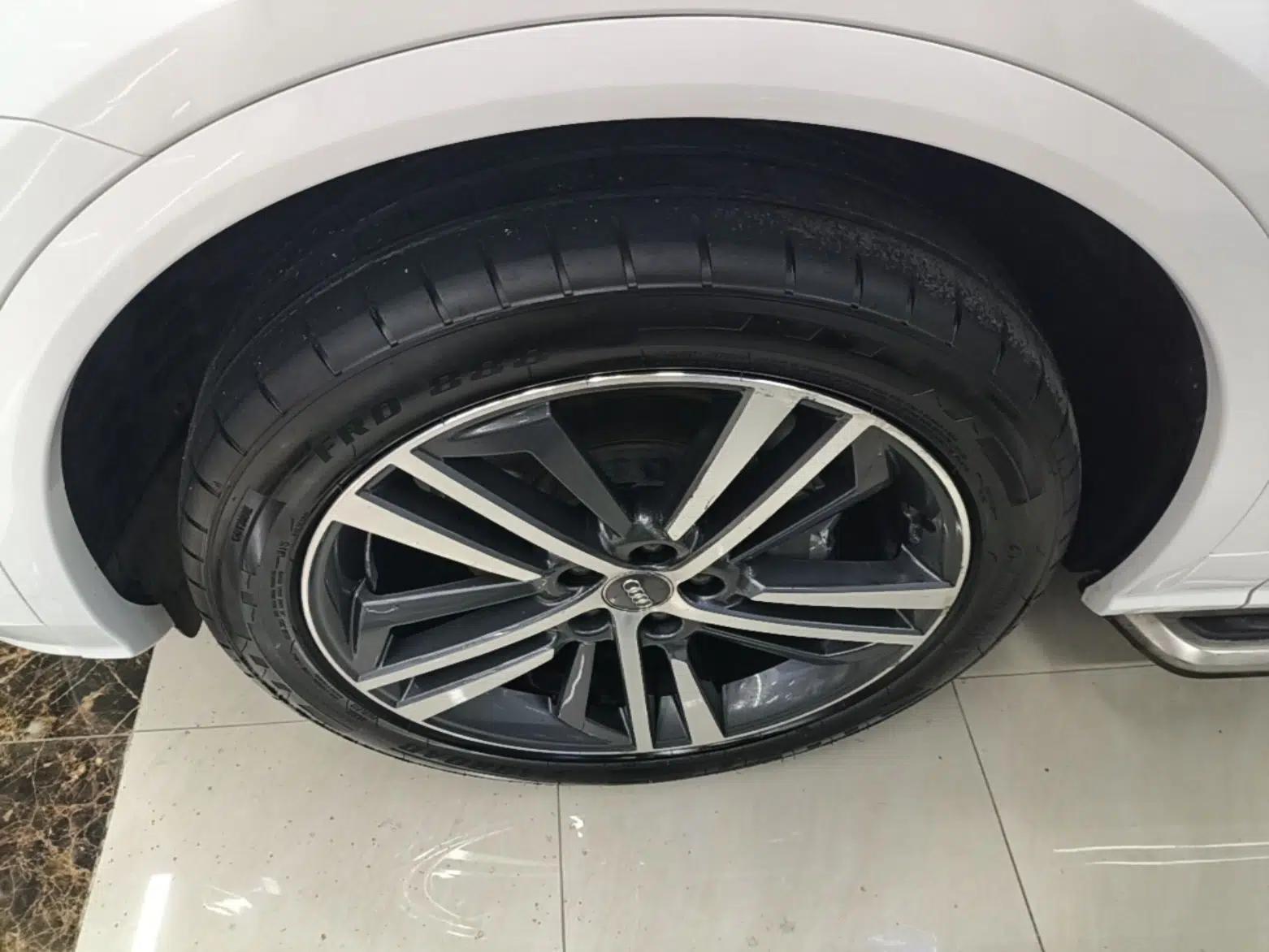 Audi Q5L 2020 45 TFSI Prestige Fashion Model — миниатюра 10