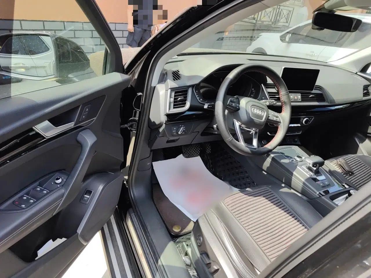 Audi Q5L 2020 45 TFSI Prestige Fashion Model — миниатюра 16
