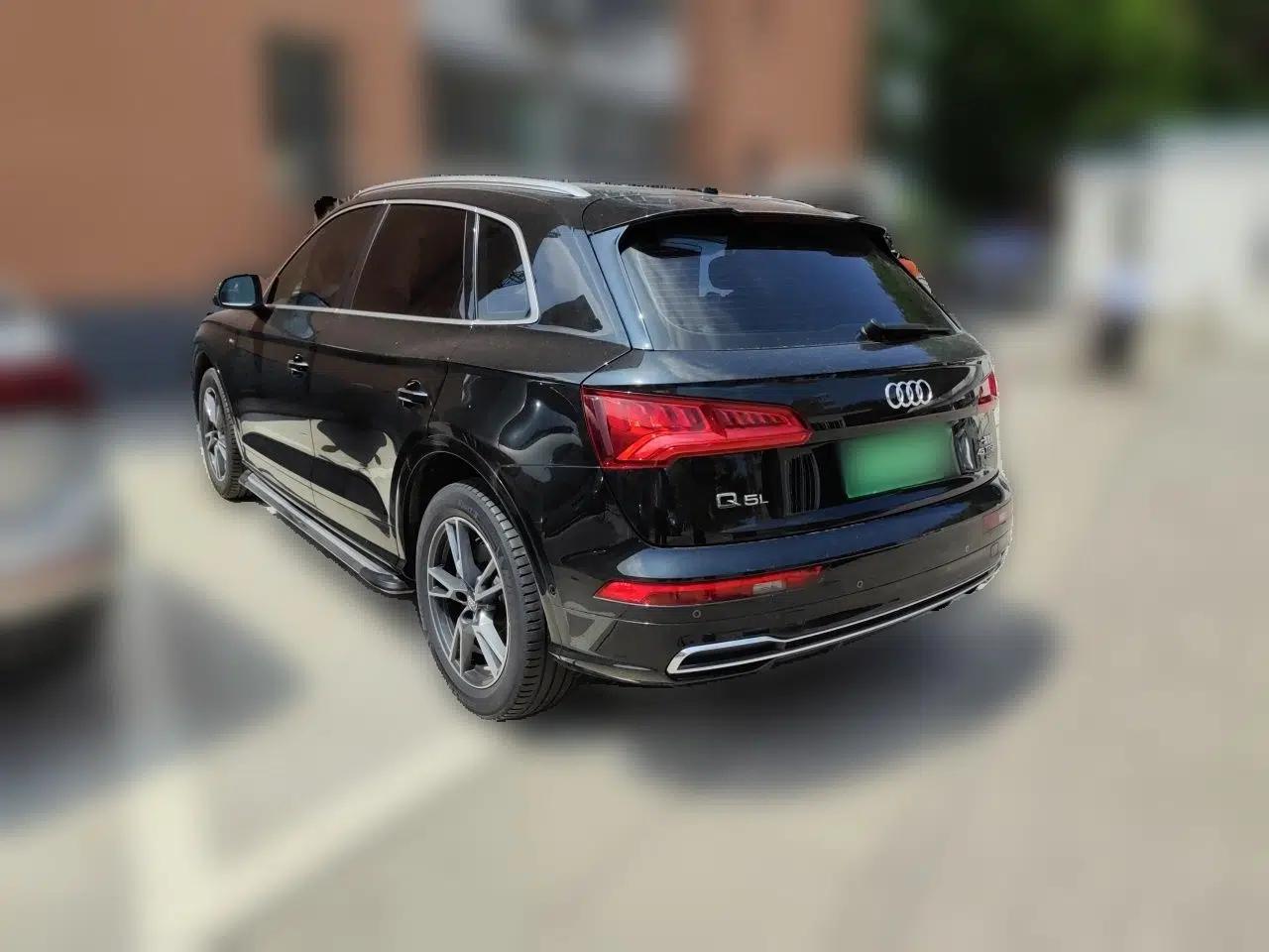 Audi Q5L 2020 45 TFSI Prestige Fashion Model — миниатюра 4