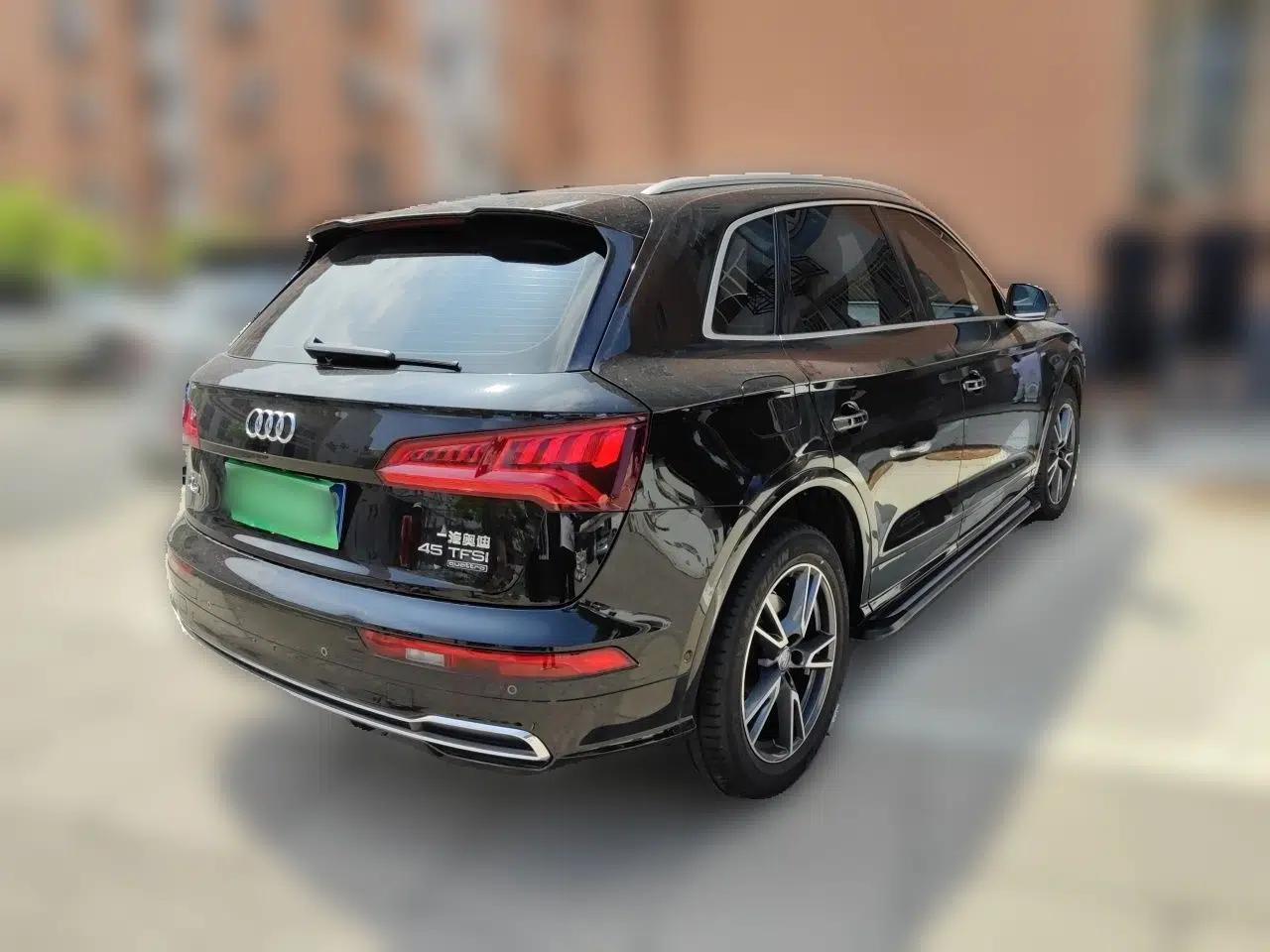 Audi Q5L 2020 45 TFSI Prestige Fashion Model — миниатюра 6