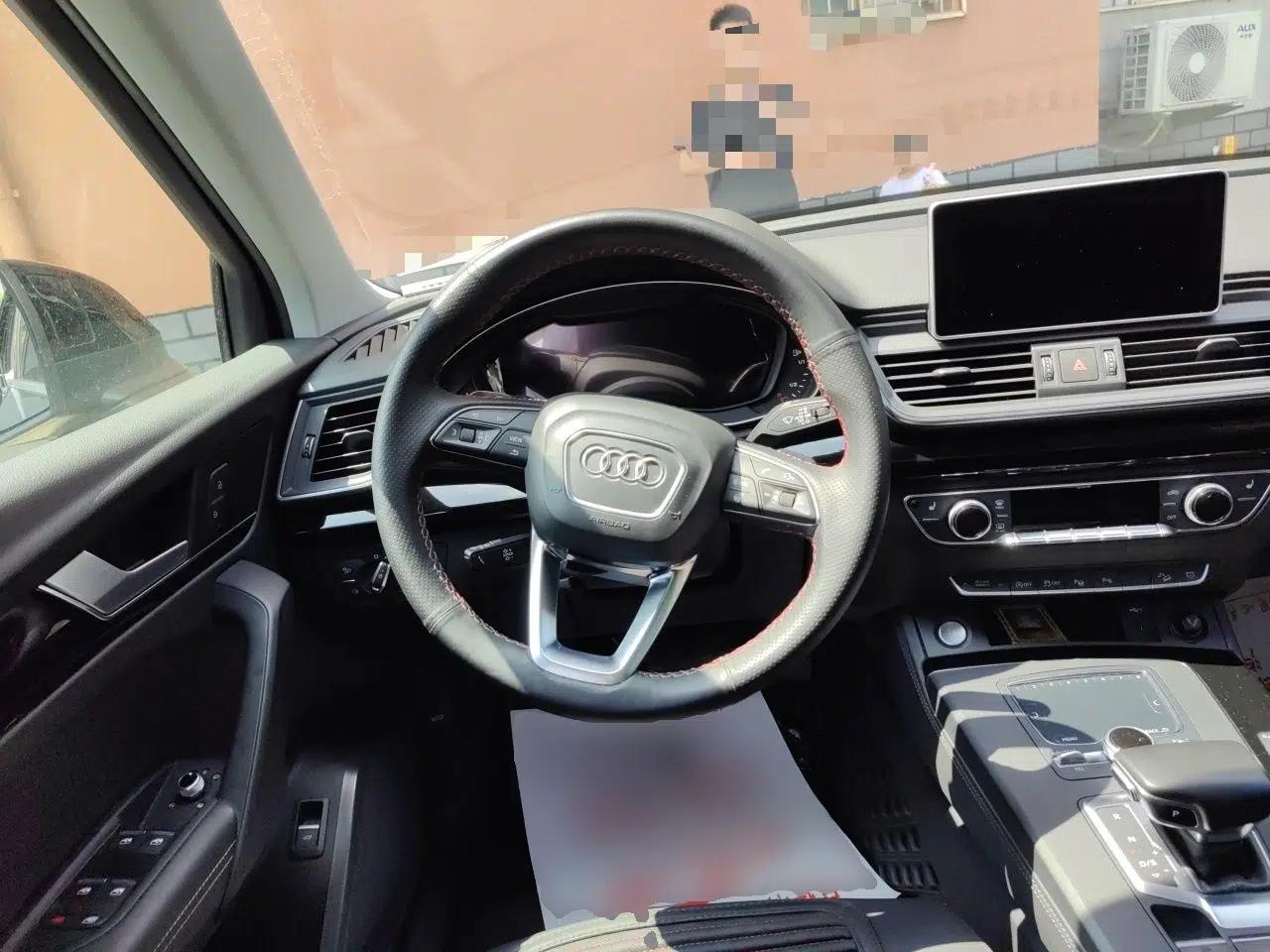 Audi Q5L 2020 45 TFSI Prestige Fashion Model — миниатюра 10