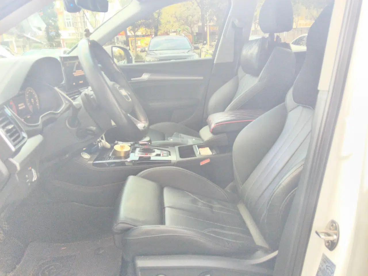 Audi Q5L 2022 40T Luxury Dynamic Model — миниатюра 15