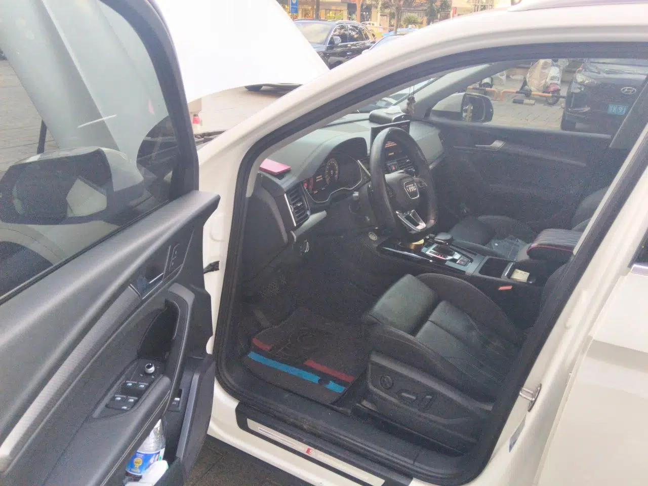 Audi Q5L 2022 40T Luxury Dynamic Model — миниатюра 16