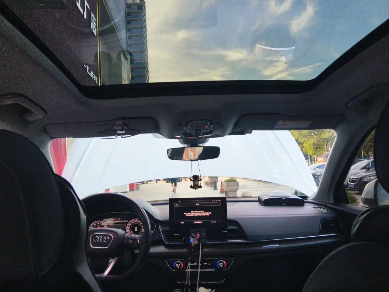 Audi Q5L 2022 40T Luxury Dynamic Model — миниатюра 18